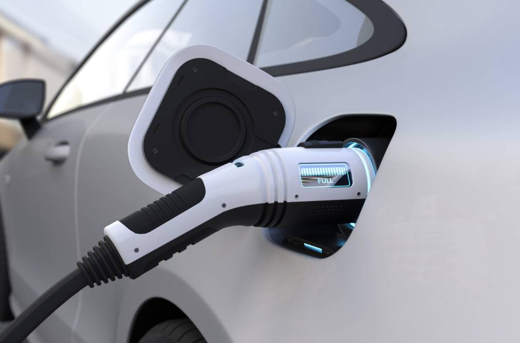 ELEKTRİKLİ ARACA SAHİP OLANLAR BİN PİŞMAN OLACAK: 81 İlde yürürlüğe girdi. Elektrikli araç sahipleri 2 kat fazla para verecek! 4